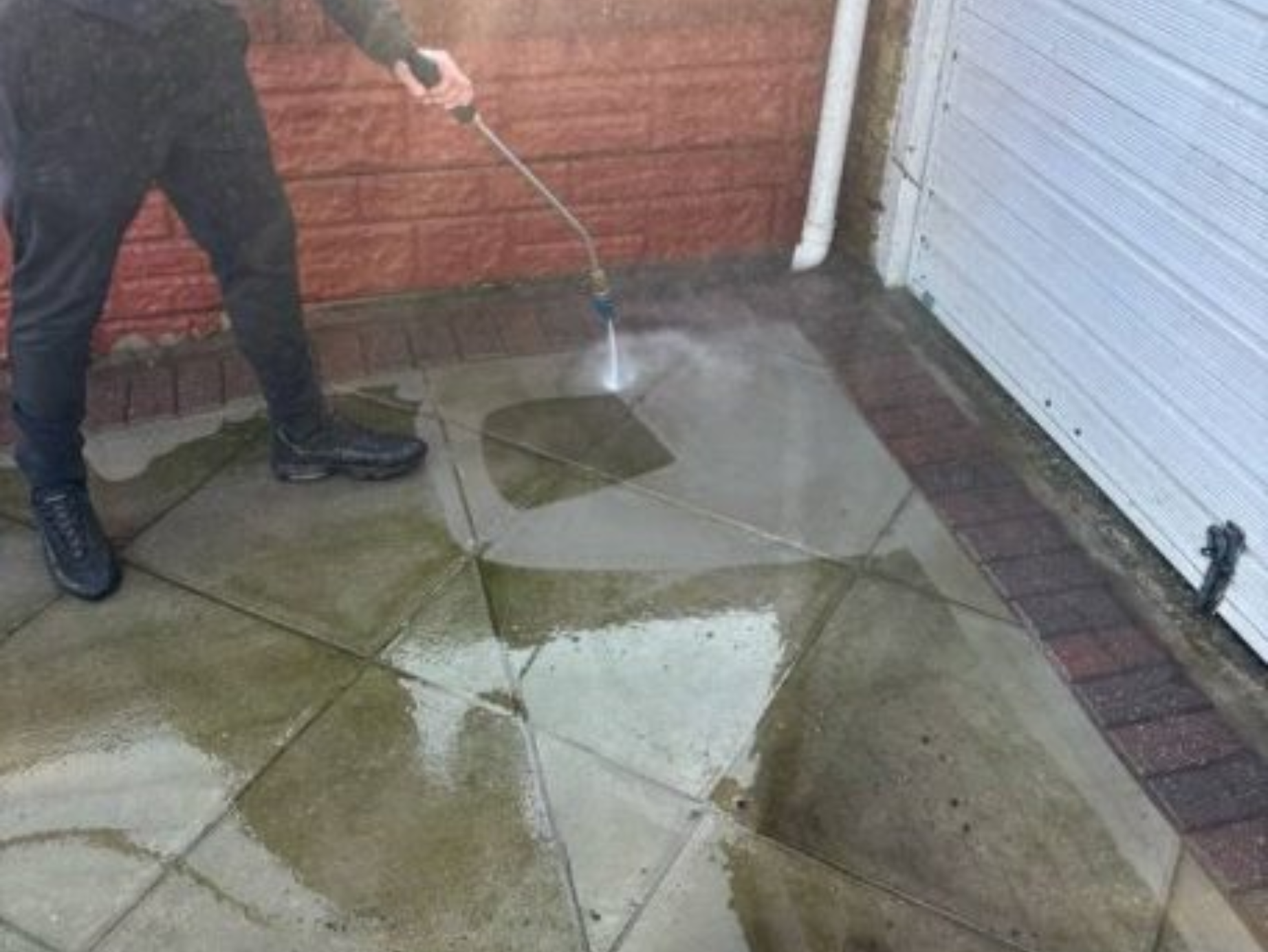 Expert Jet Washing for Homes & Businesses (4)